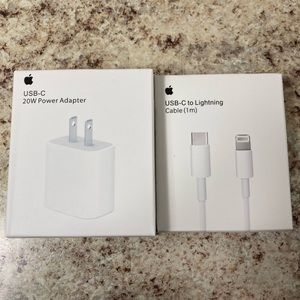 20W Power Adapter + USB-C Lightening cable
